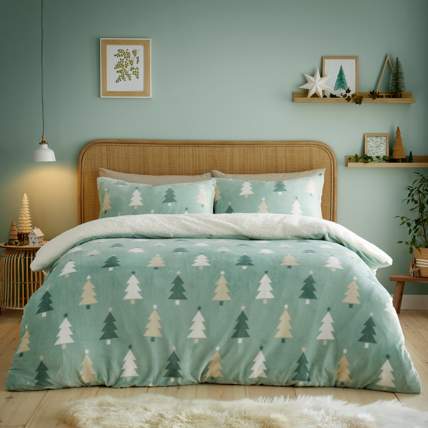 Christmas Trees Fleece Duvet Set Green Single Image 1