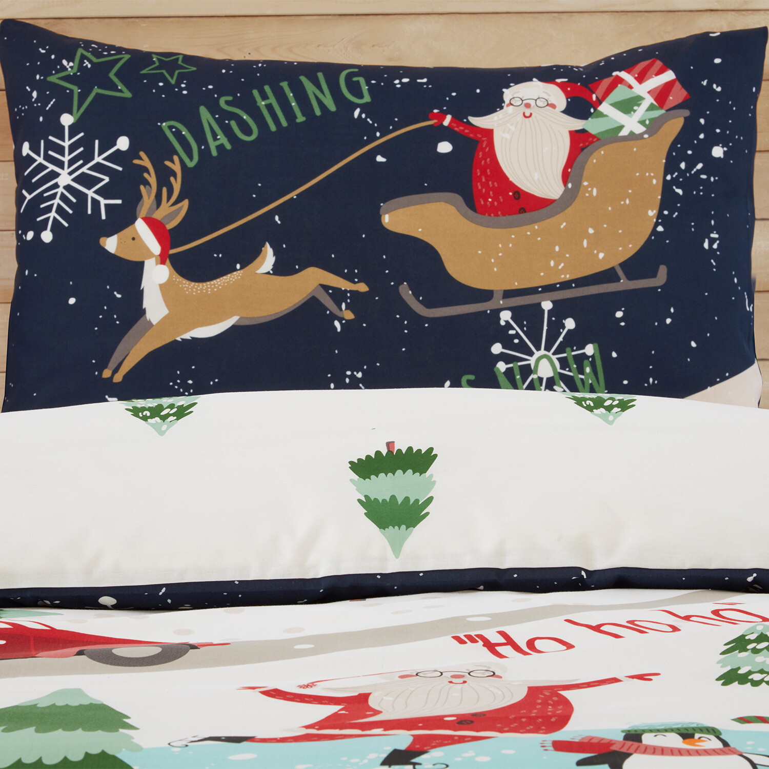 Santa Is Coming To Town Duvet Set - White Image 6