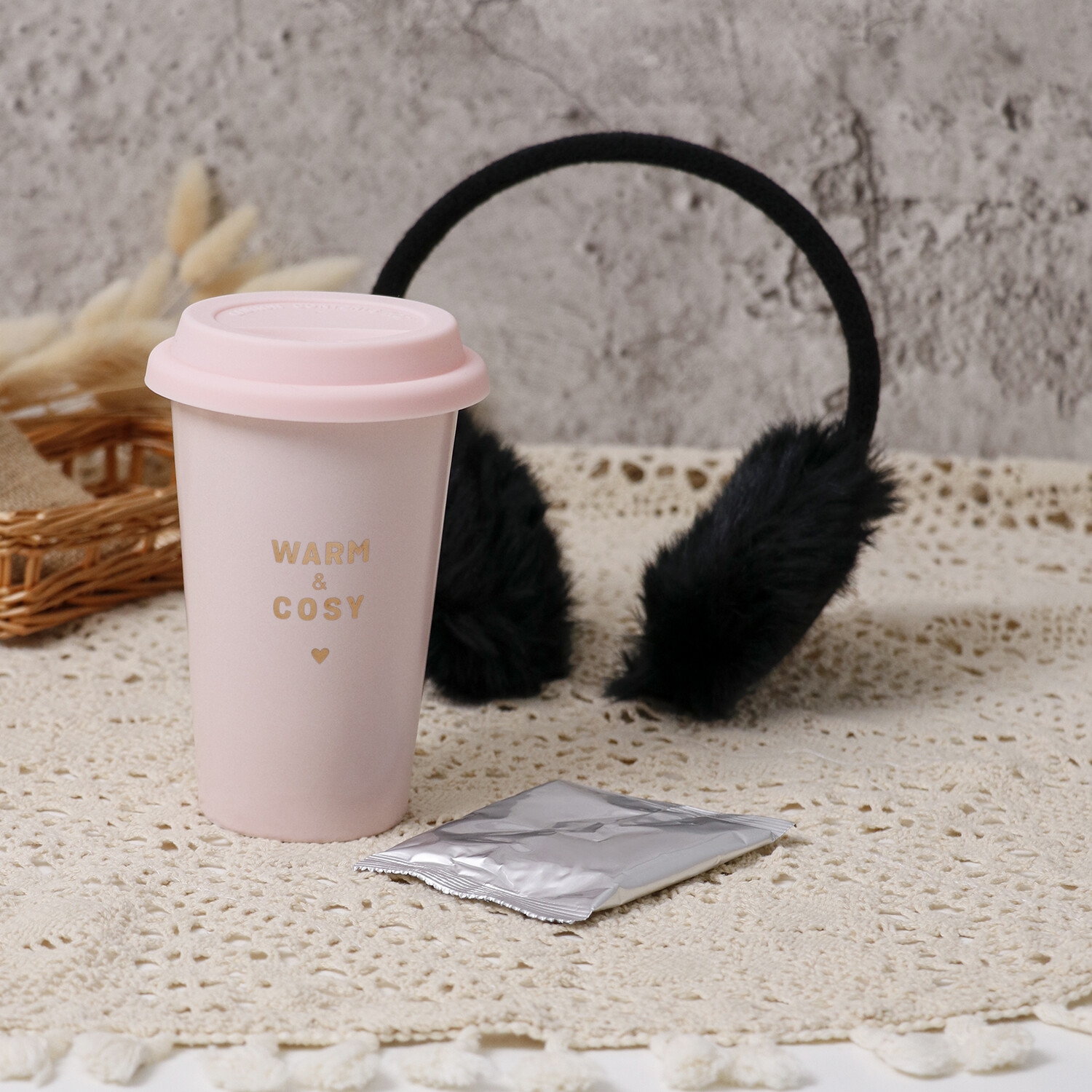 Pink Snuggle Up Hot Chocolate Mix Gift Set Image 5