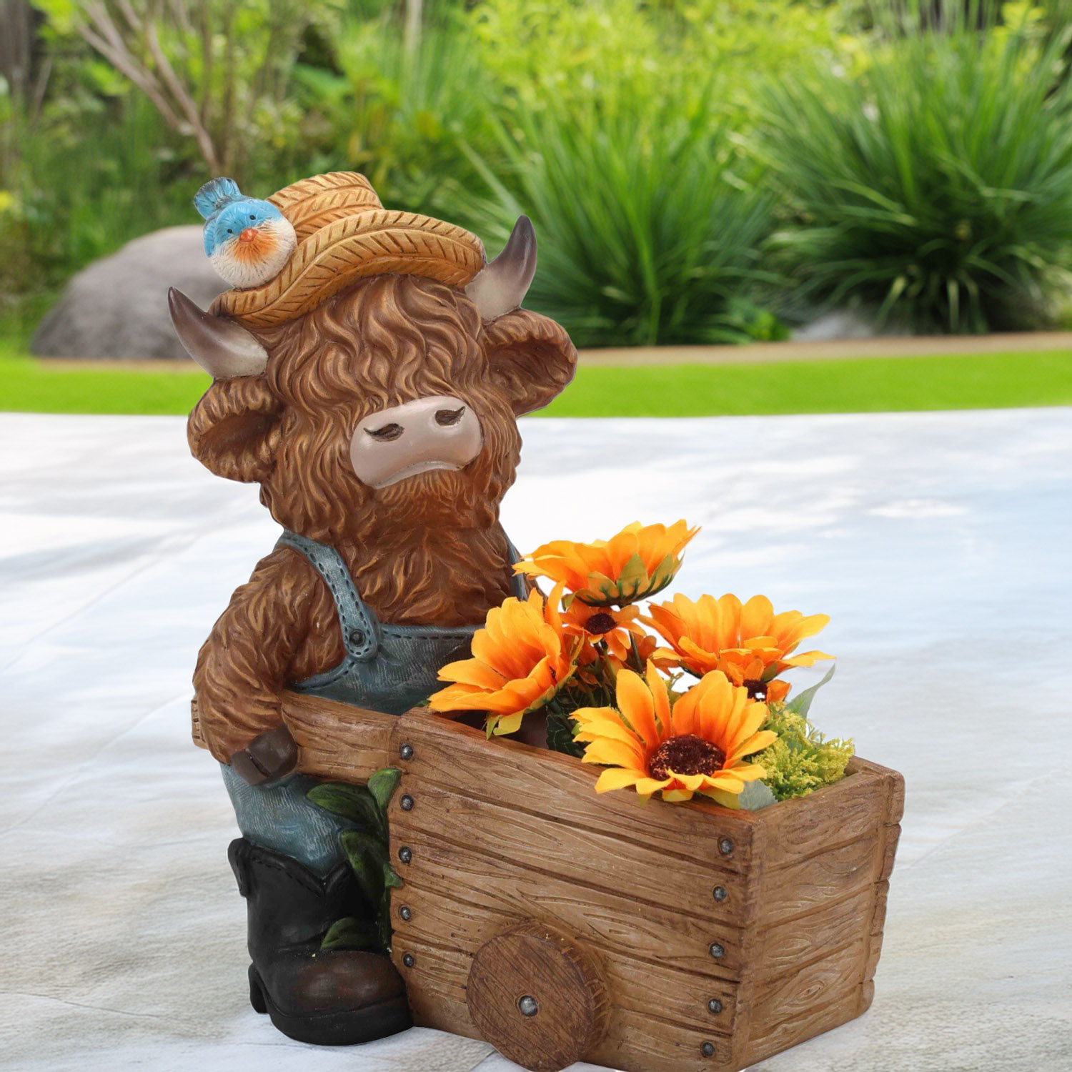 Highland Cow Wheelbarrow Planter Image 2