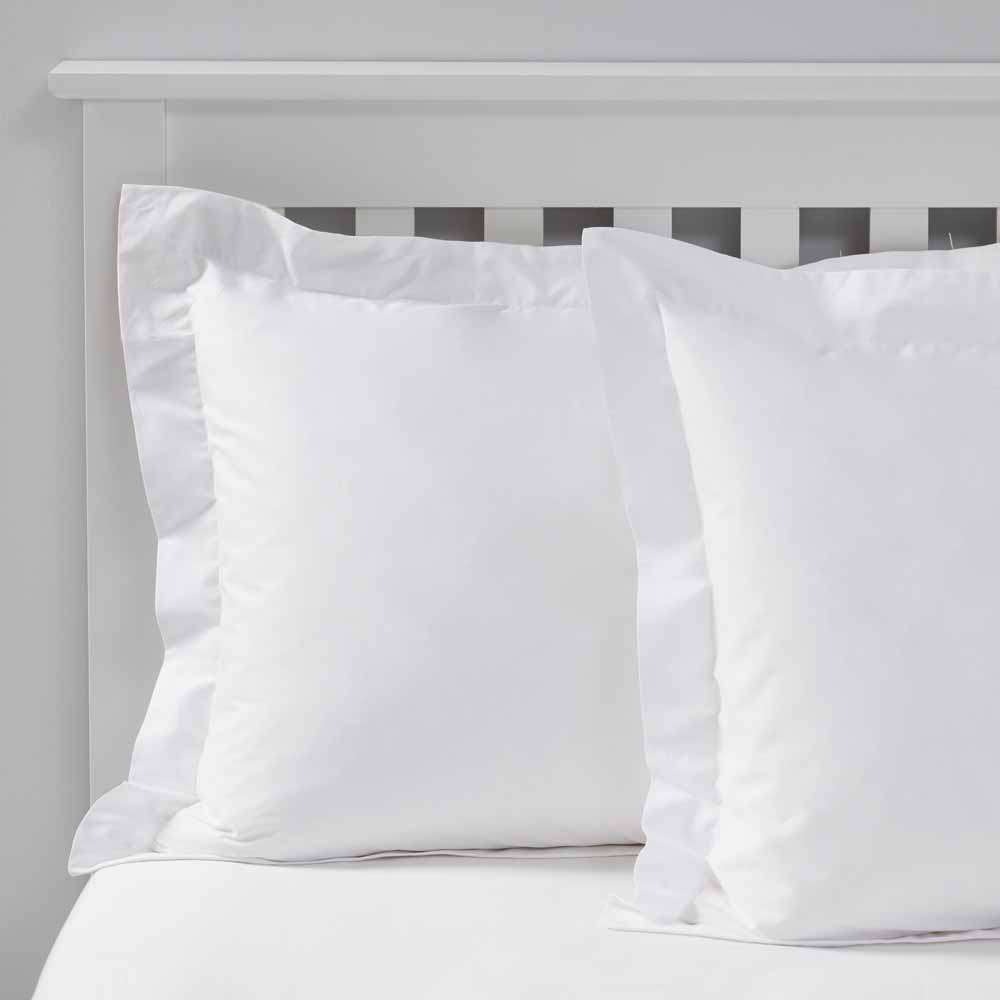 Wilko White 100% Cotton Oxford Pillowcases 2 pack Image 2