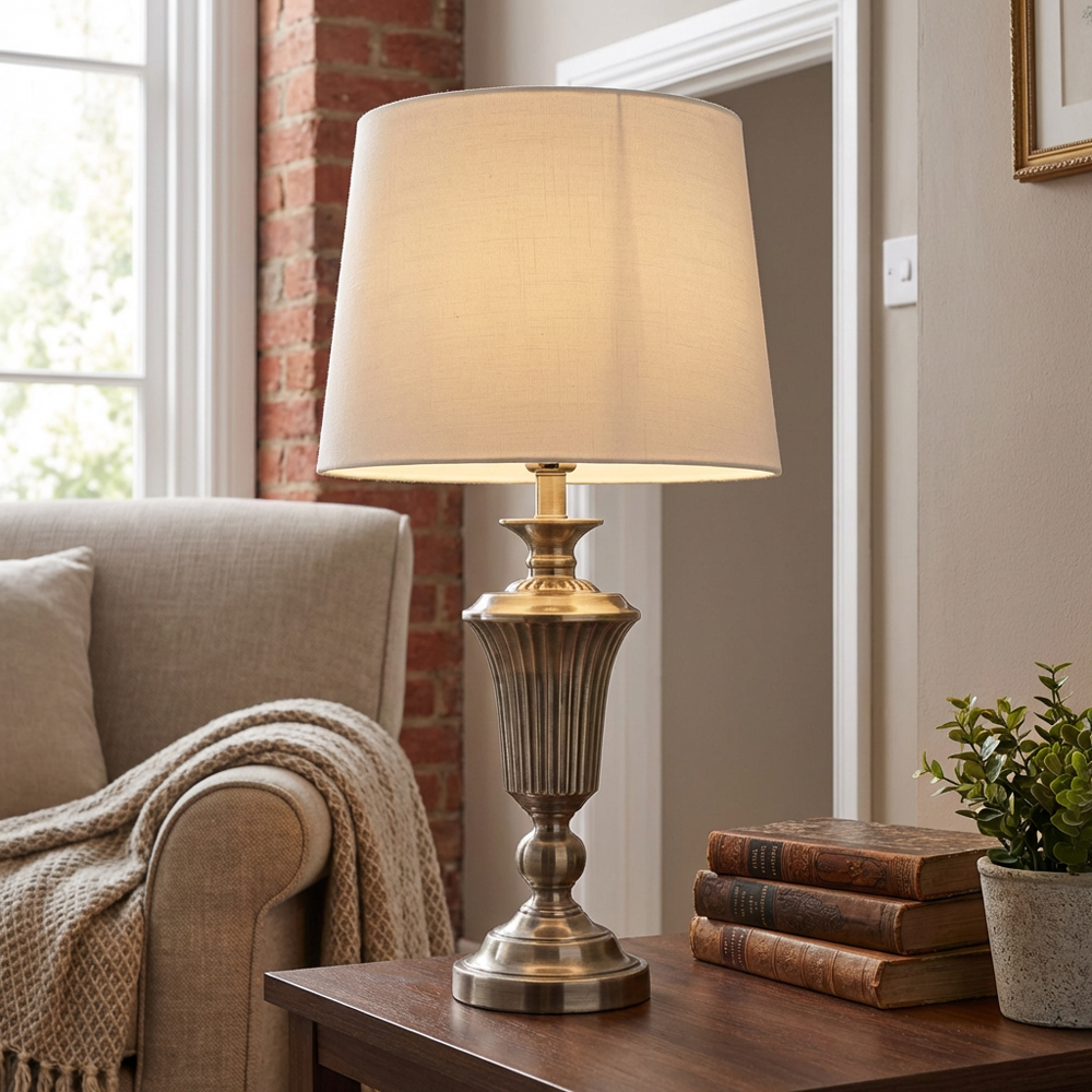 Leandra Antique Table Lamp Image 5