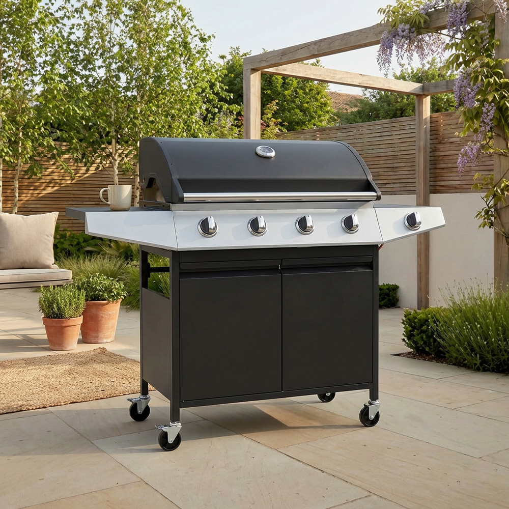 BBQ Chef Columbus Black and Silver 4 Burner BBQ with Side Burner Image 4