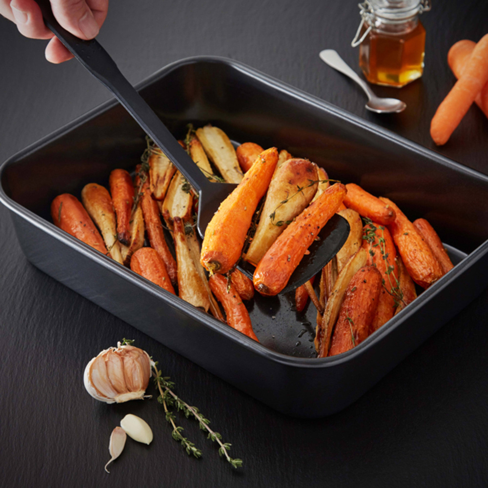 Tower 3 Piece Black Bakeware Set Wilko