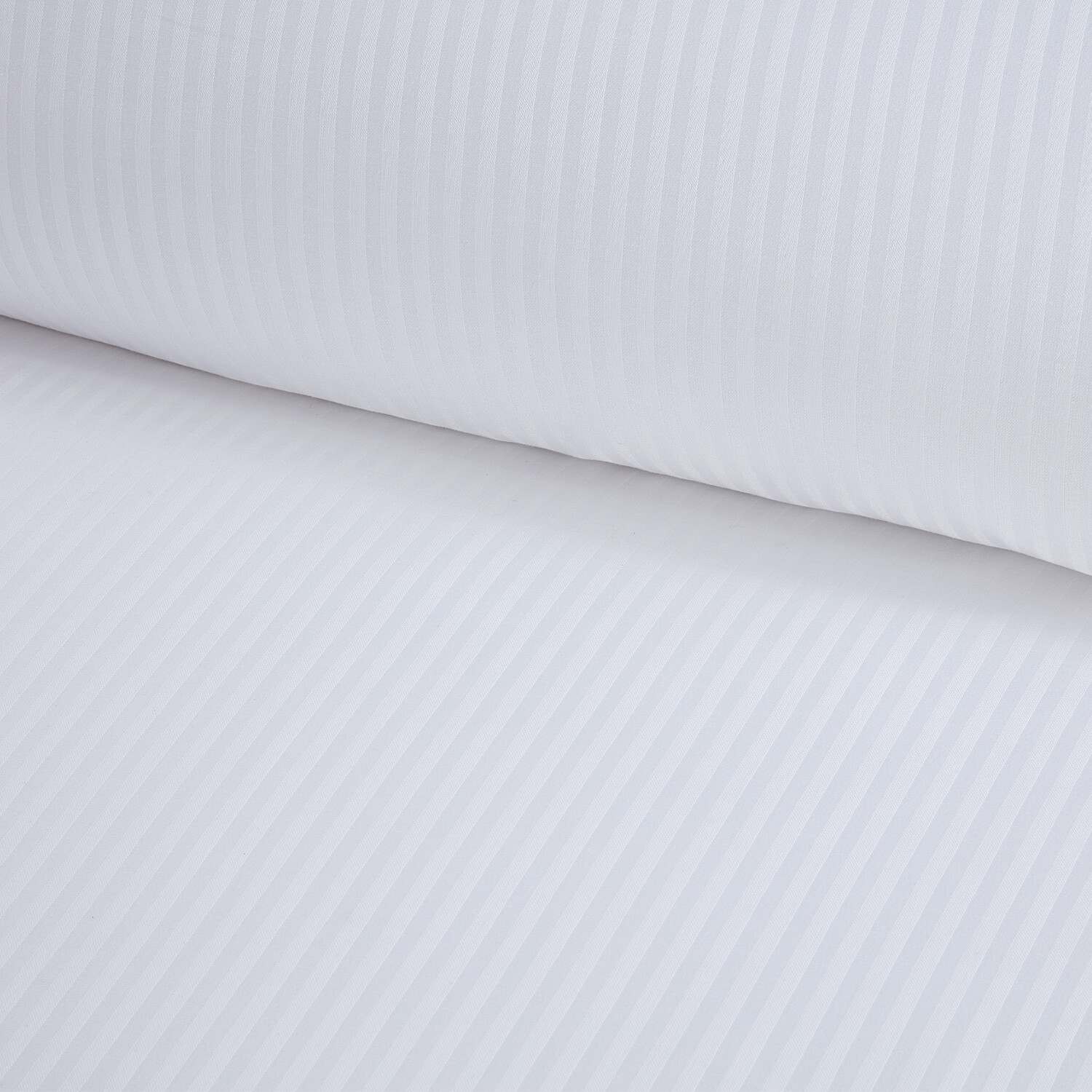 Divante Bamboo Cotton Duvet Cover and Pillowcase Set - White / Superking Image 4