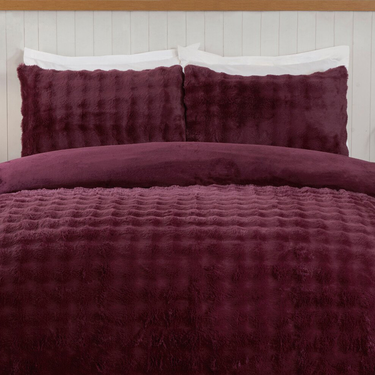 Aurora Soft Faux Fur Duvet Set Berry King Image 3