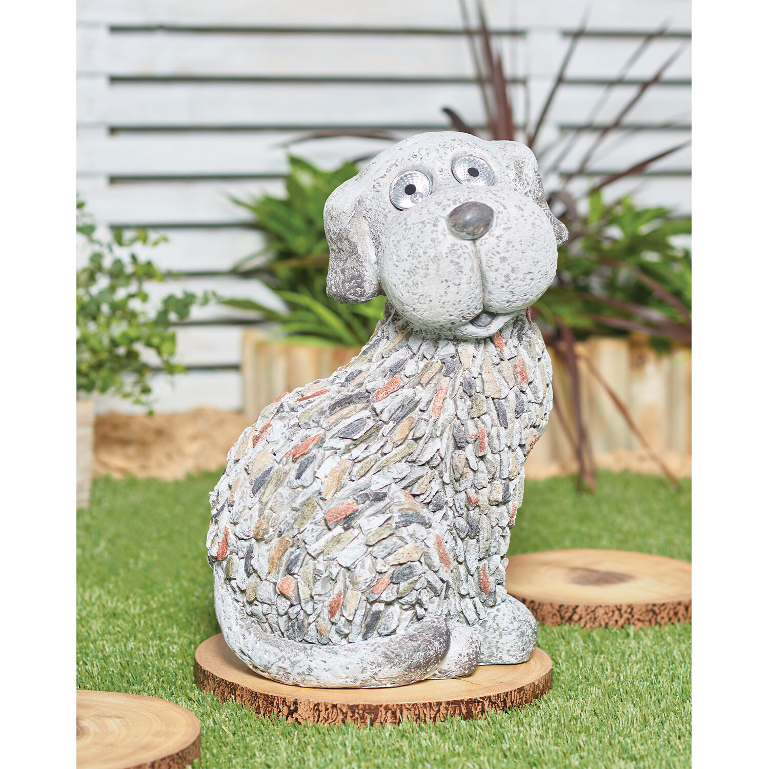 Dolly the Solar Pebbled Dog Garden Ornament with LED Image 3