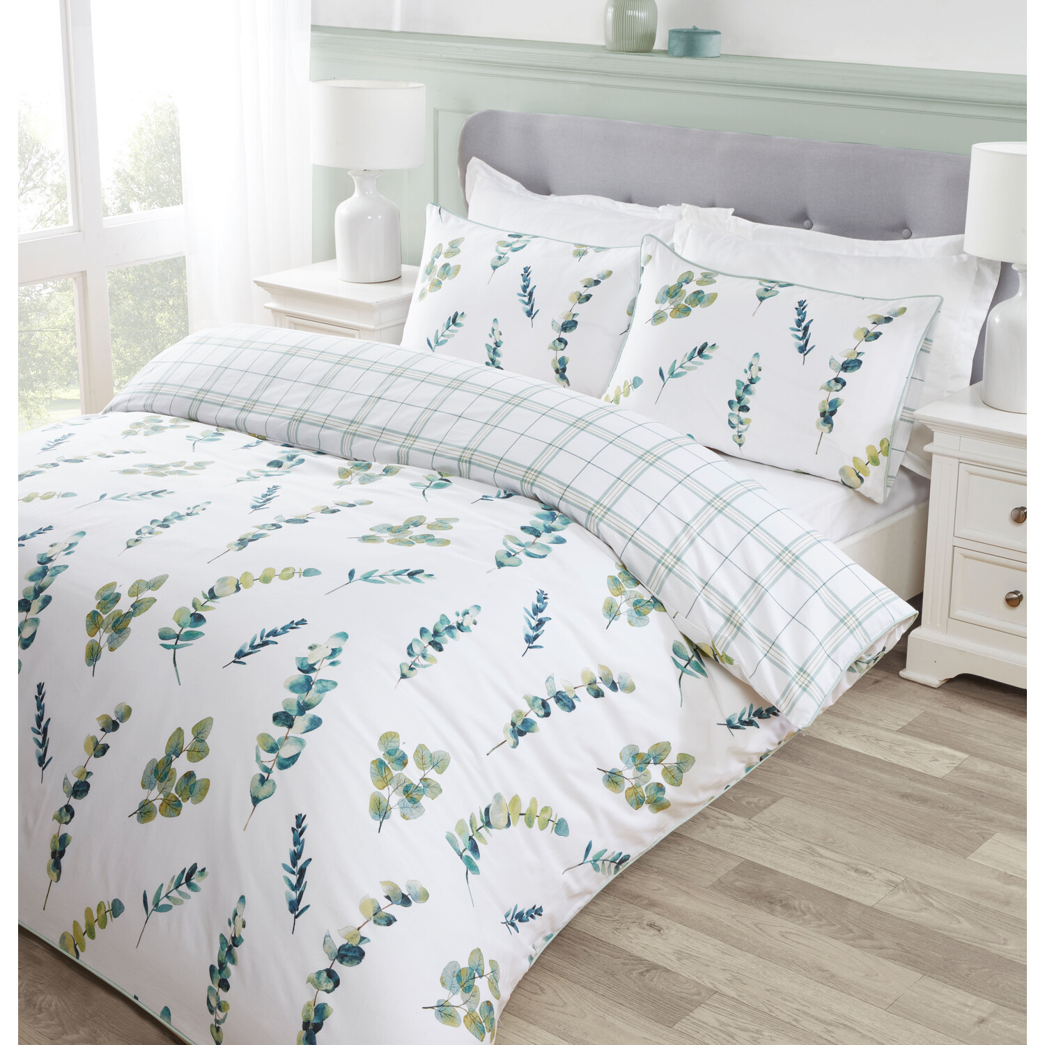 Divante King Size Green Eucalyptus Spray Duvet Cover and Pillowcase Set Image 3