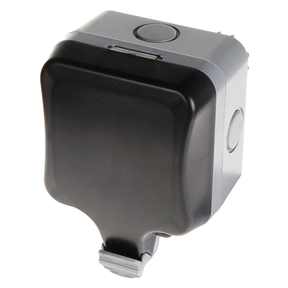 Masterplug 1 Gang Switched IP66 Outdoor Socket Wilko