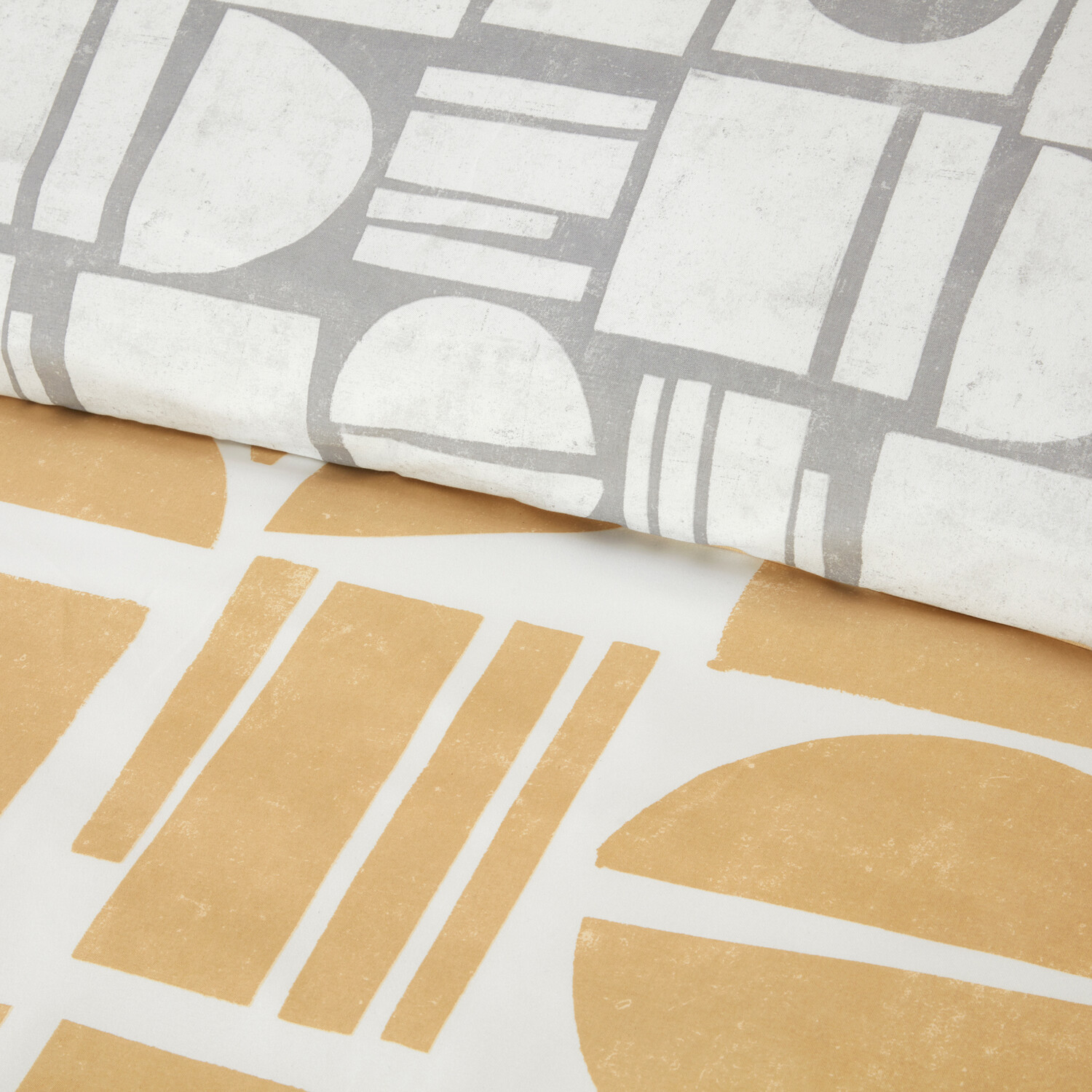 Riley Geo Reversible Bedding SetMustardDouble Image 4