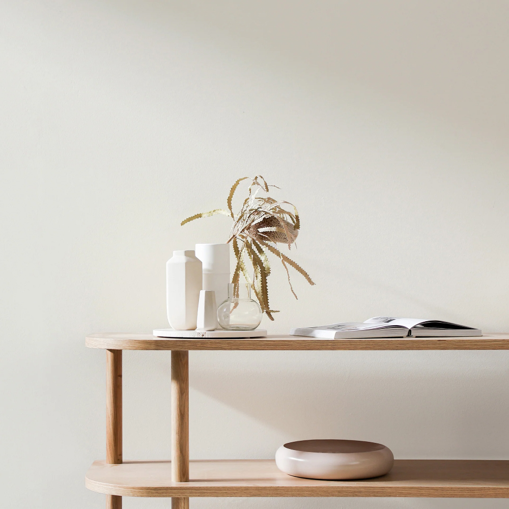 Craig & Rose 1829 Vintage Walls Wood and Metal Dutch White Gloss Mixed Paint 2.5L Image 4