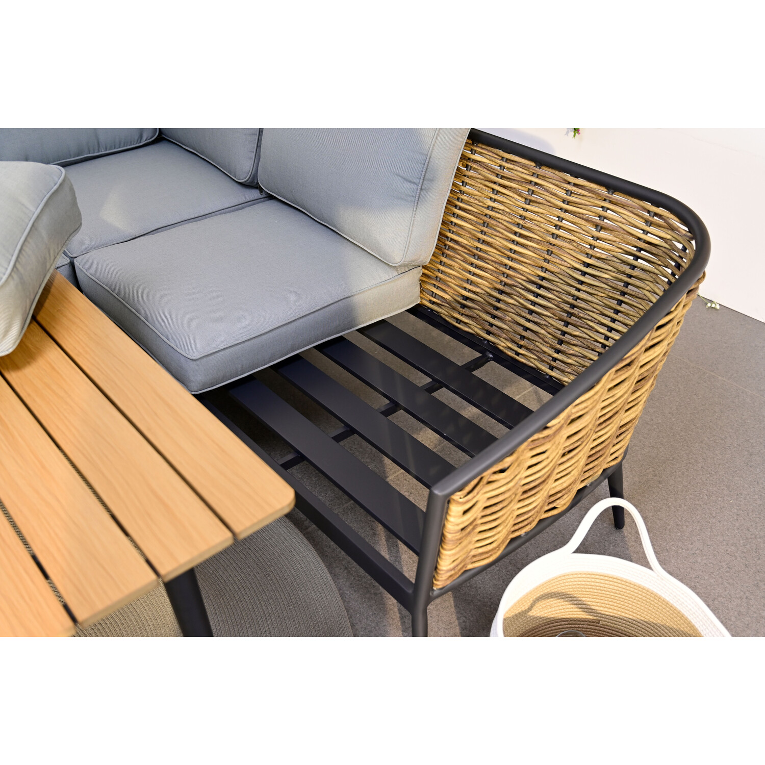 Beaumont 5 Seater Grey Rattan Corner Lounge Set Image 3