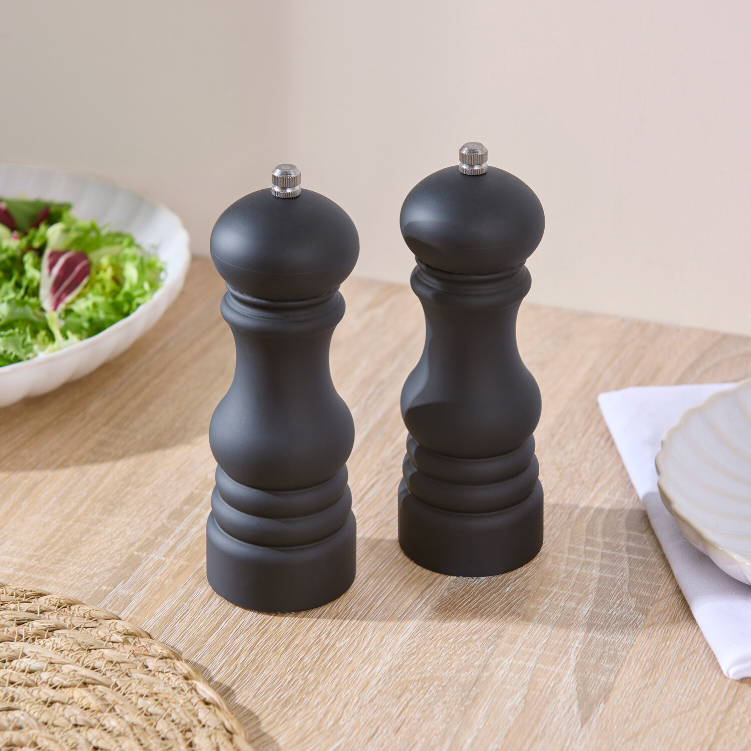 Wooden Salt and Pepper Mill Set Black Image 2