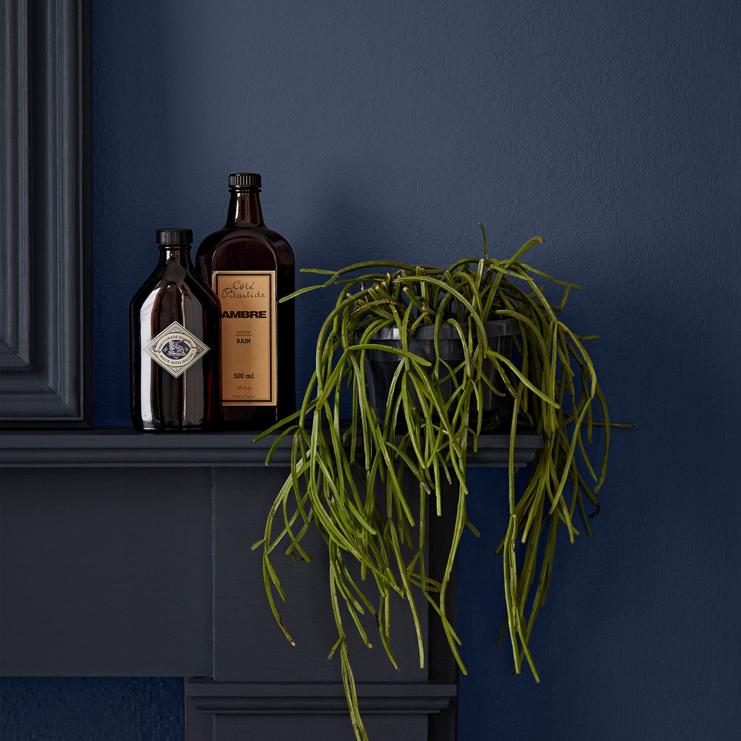 Crown Bathroom Tester 40ml - Midnight Navy Image 3