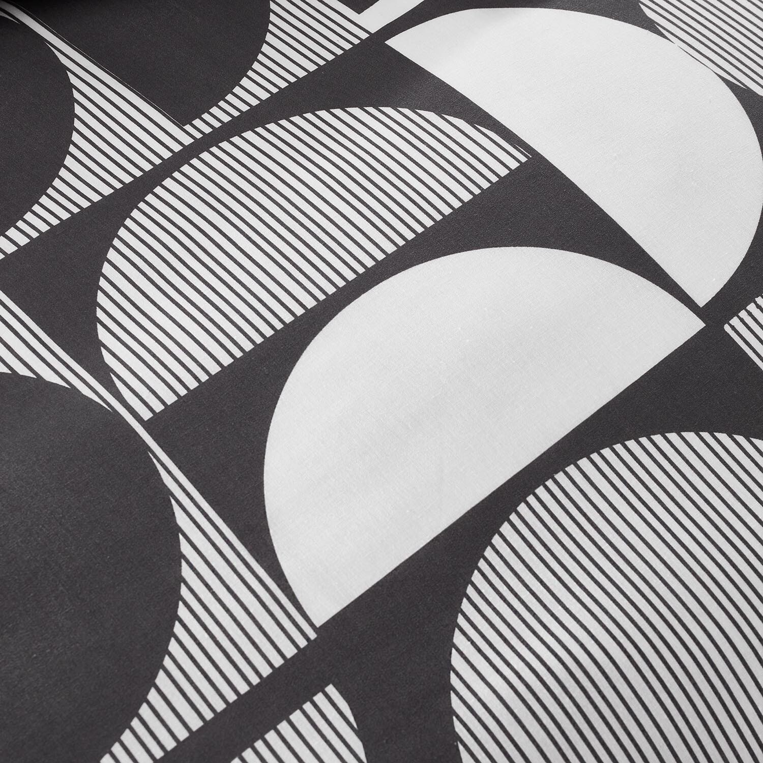 Divante Brooklyn Geo Duvet Cover and Pillowcase Set - Charcoal / Single Image 2