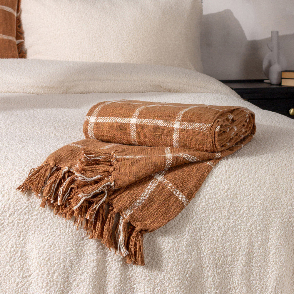 Yard Beni Ginger and Natural Checked Fringed Throw 130 x 180cm Image 2