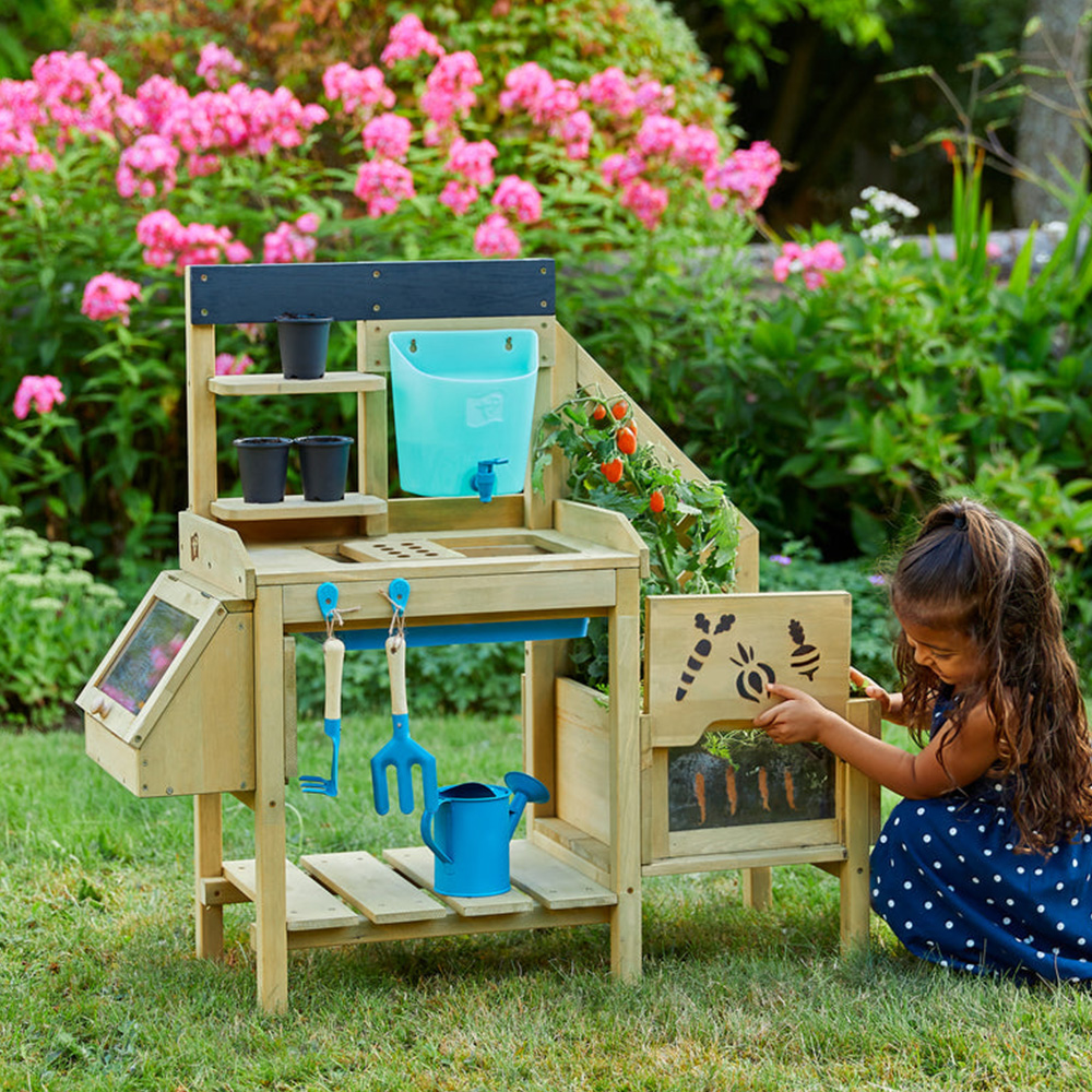 TP Toys Wooden Deluxe Fun Potting Bench Image 2