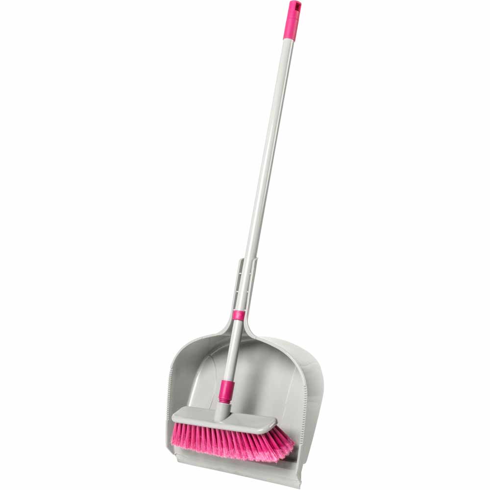 Kleeneze Broom with Dustpan Image 1