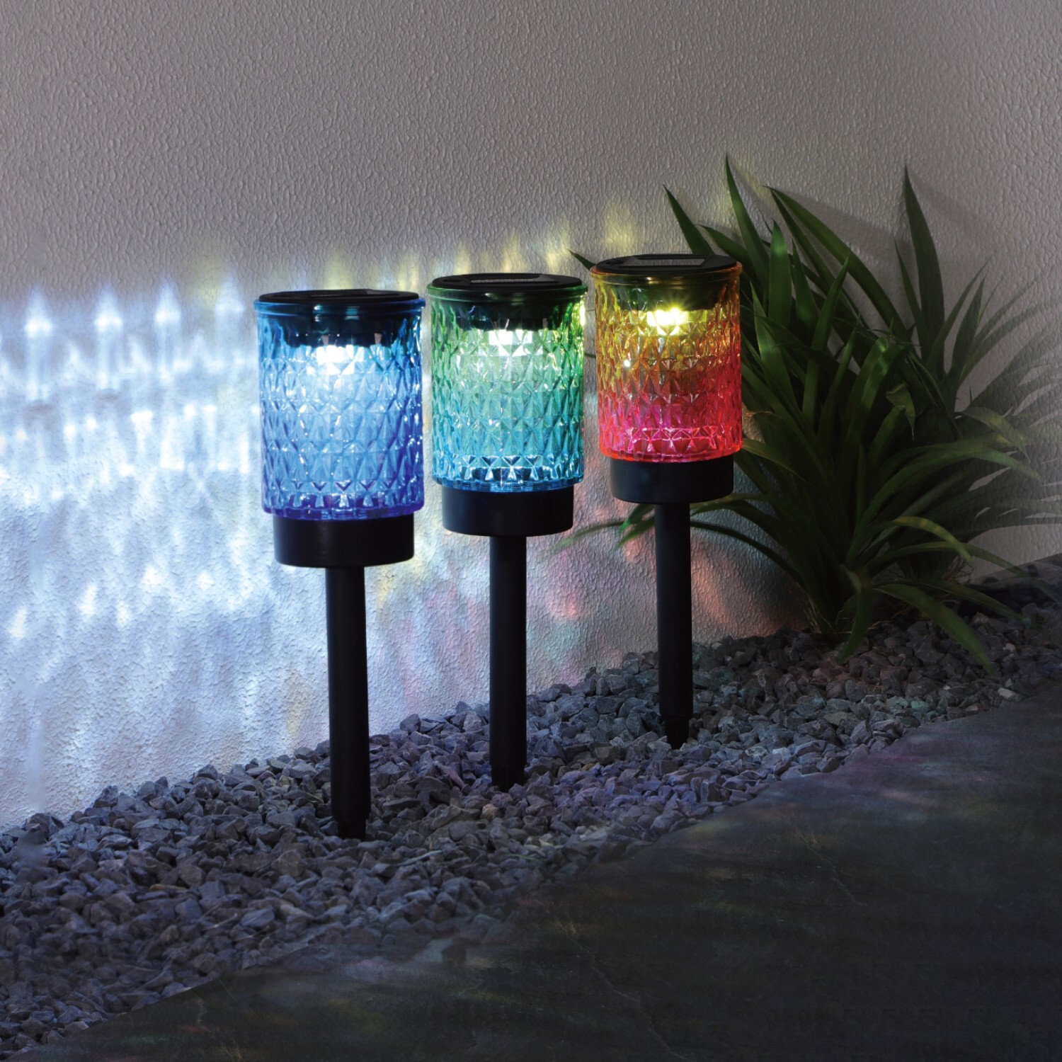 Pack of 3 Solar Santos Stake Lights Image 2
