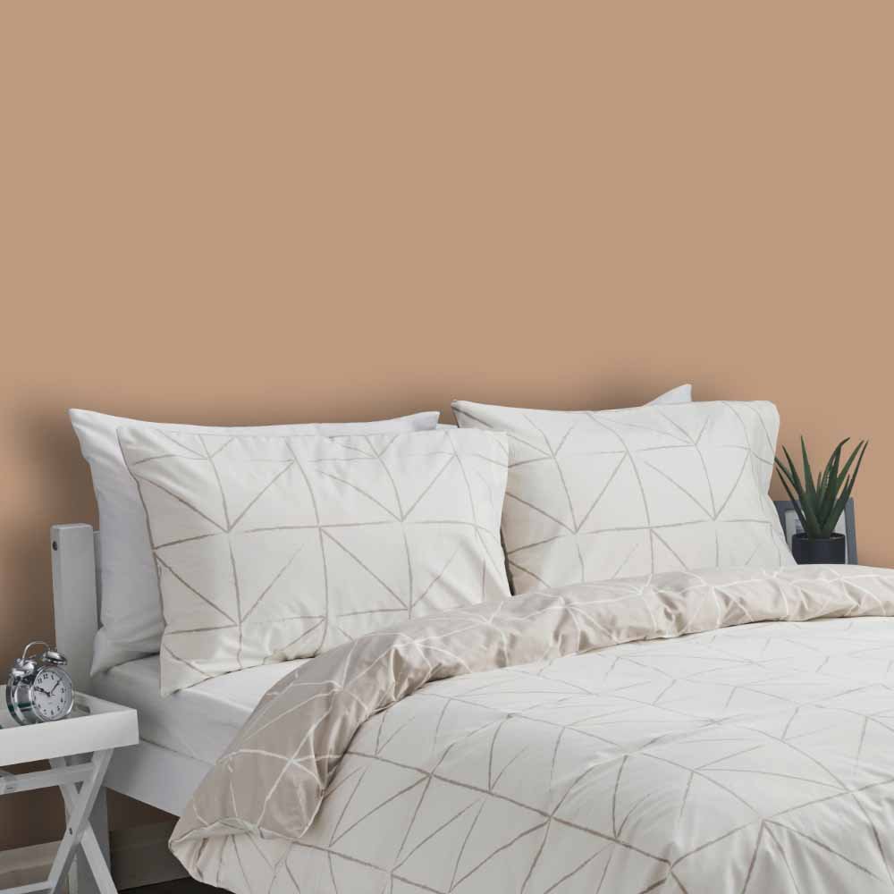 Wilko Walls & Ceilings Chocolate Dream Silk Emulsion Paint 2.5L Wilko