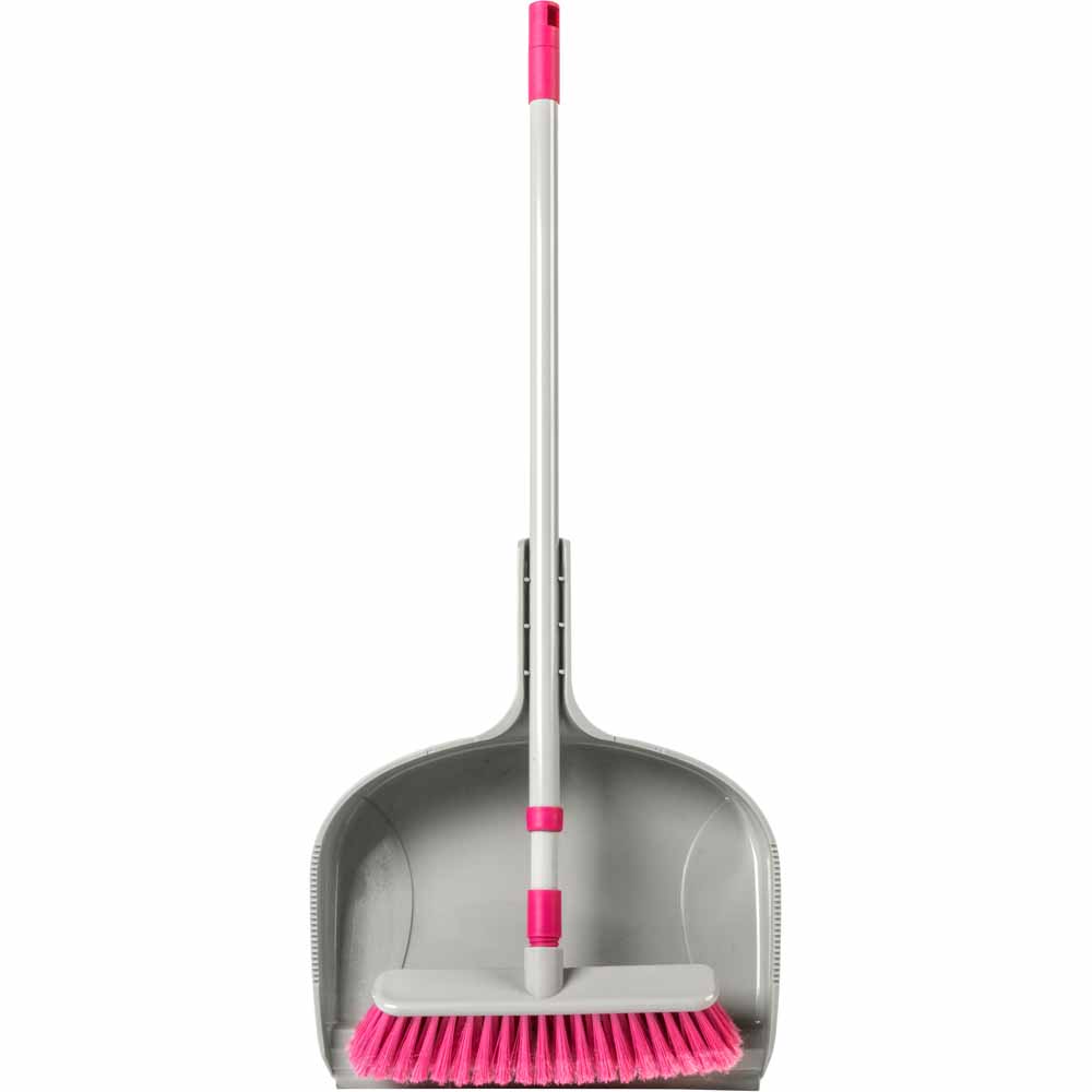 Kleeneze Broom with Dustpan Image 8