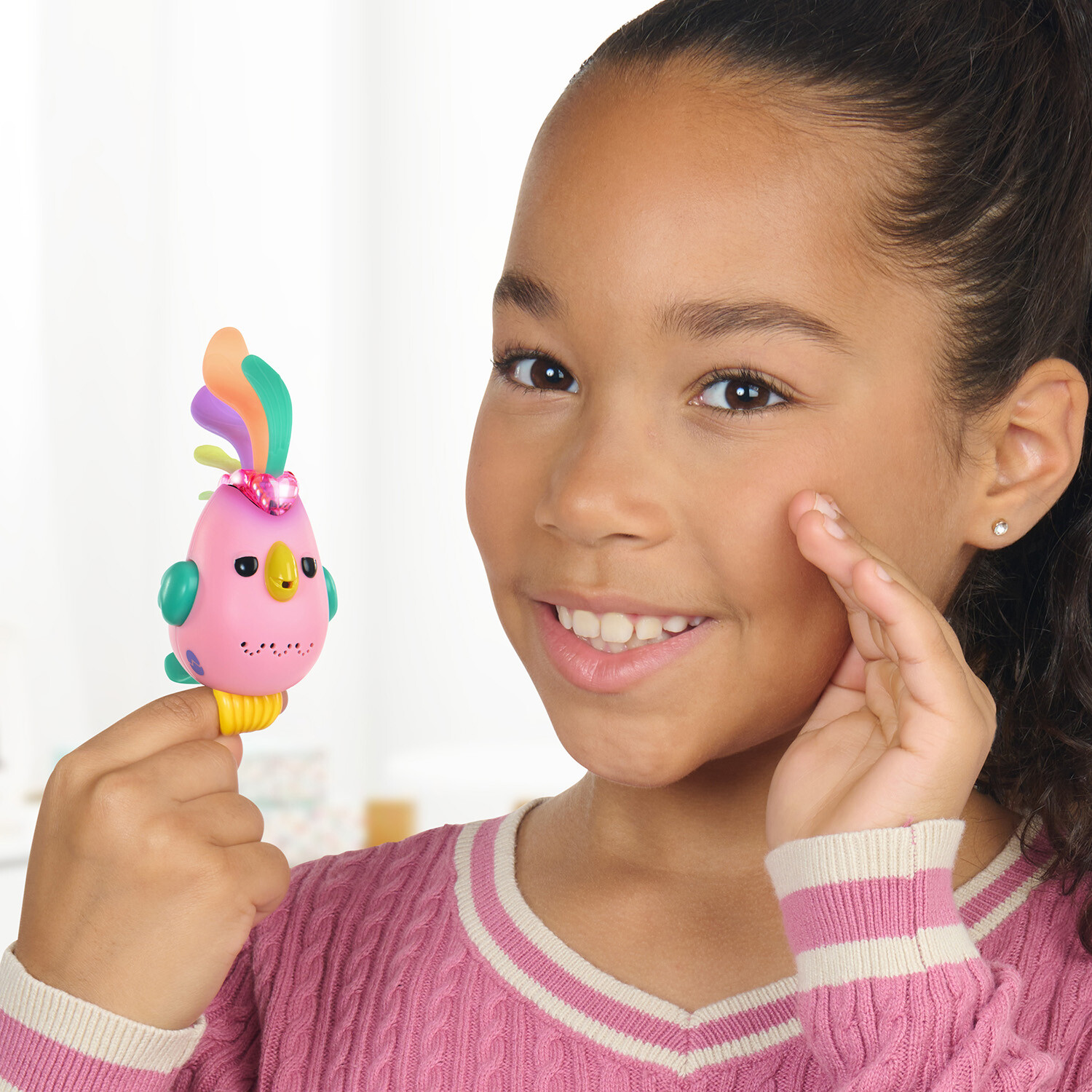 Single Fingerlings Sweet Tweets Bird in Assorted styles Image 15