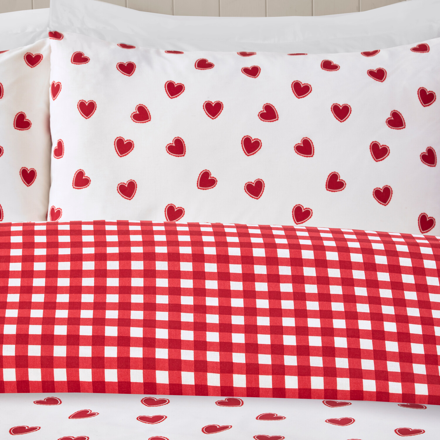 Love Hearts Duvet Set Red Superking Image 3