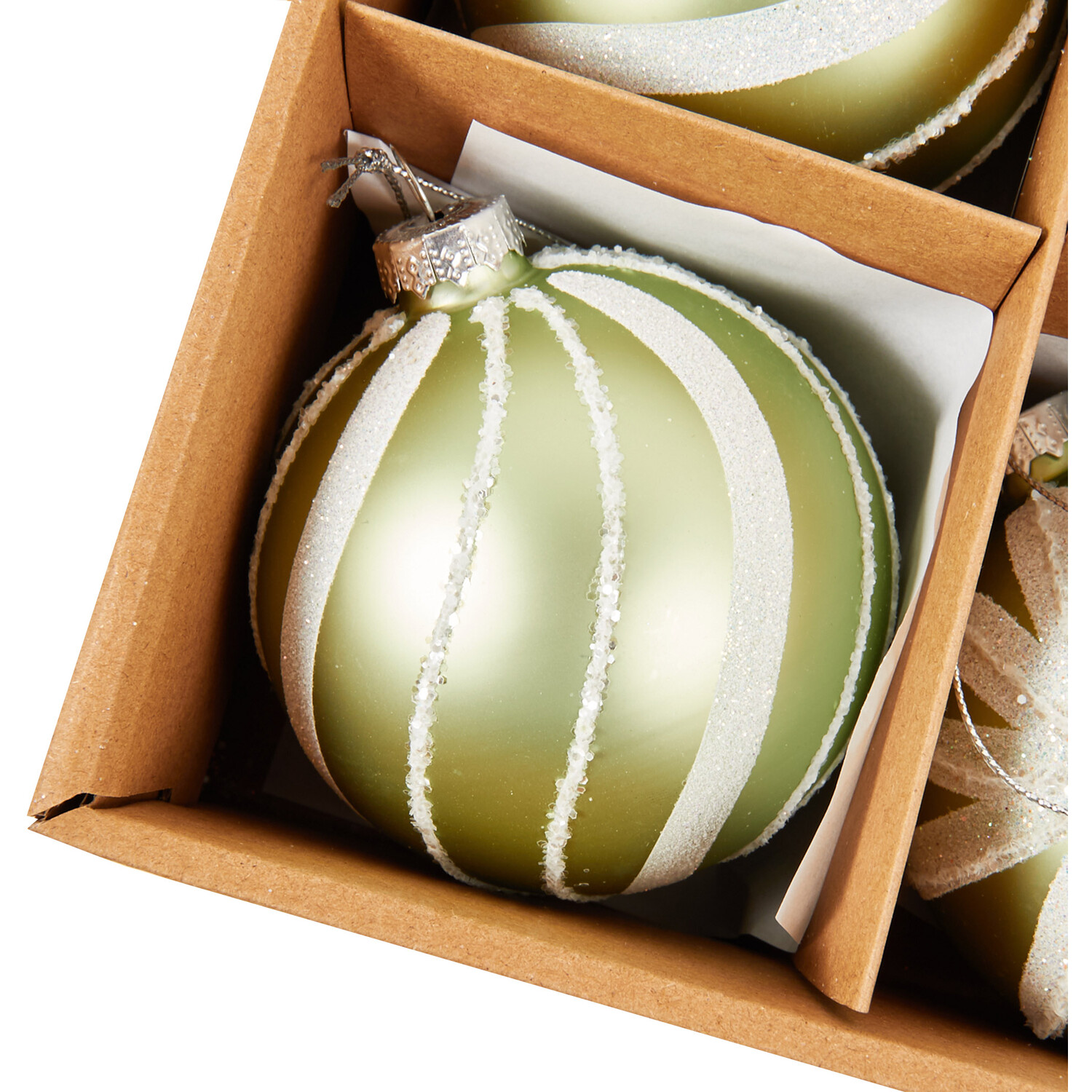 Pack of 6 Mistetoe Cottage Baubles Image 5