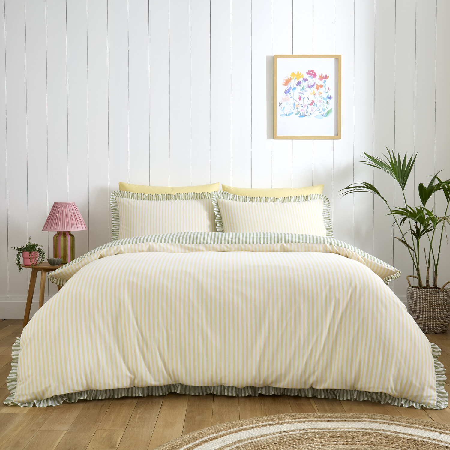 Felicity Frill Duvet Set Green King Image 2