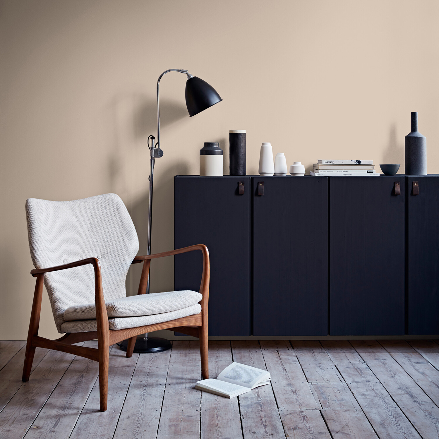 Crown Walls & Ceilings Toasted Almond Mid Sheen Emulsion Paint 5L Image 5