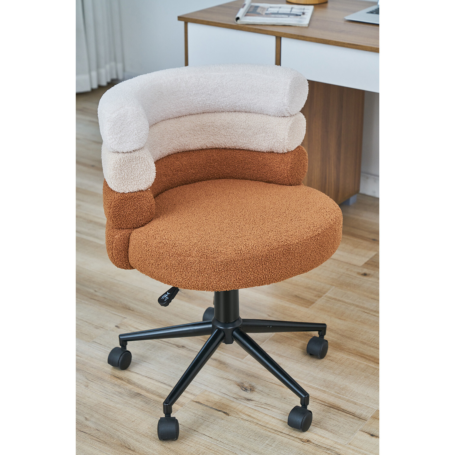 3-Tier Office Chair Image 5