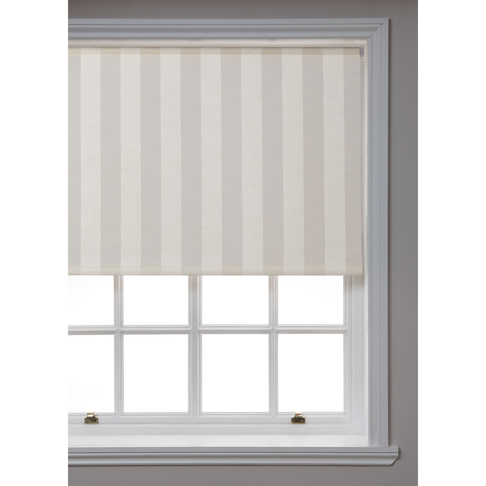Wilko Linen Effect Roller Blind Cream 120cm wide x 160cm drop Wilko
