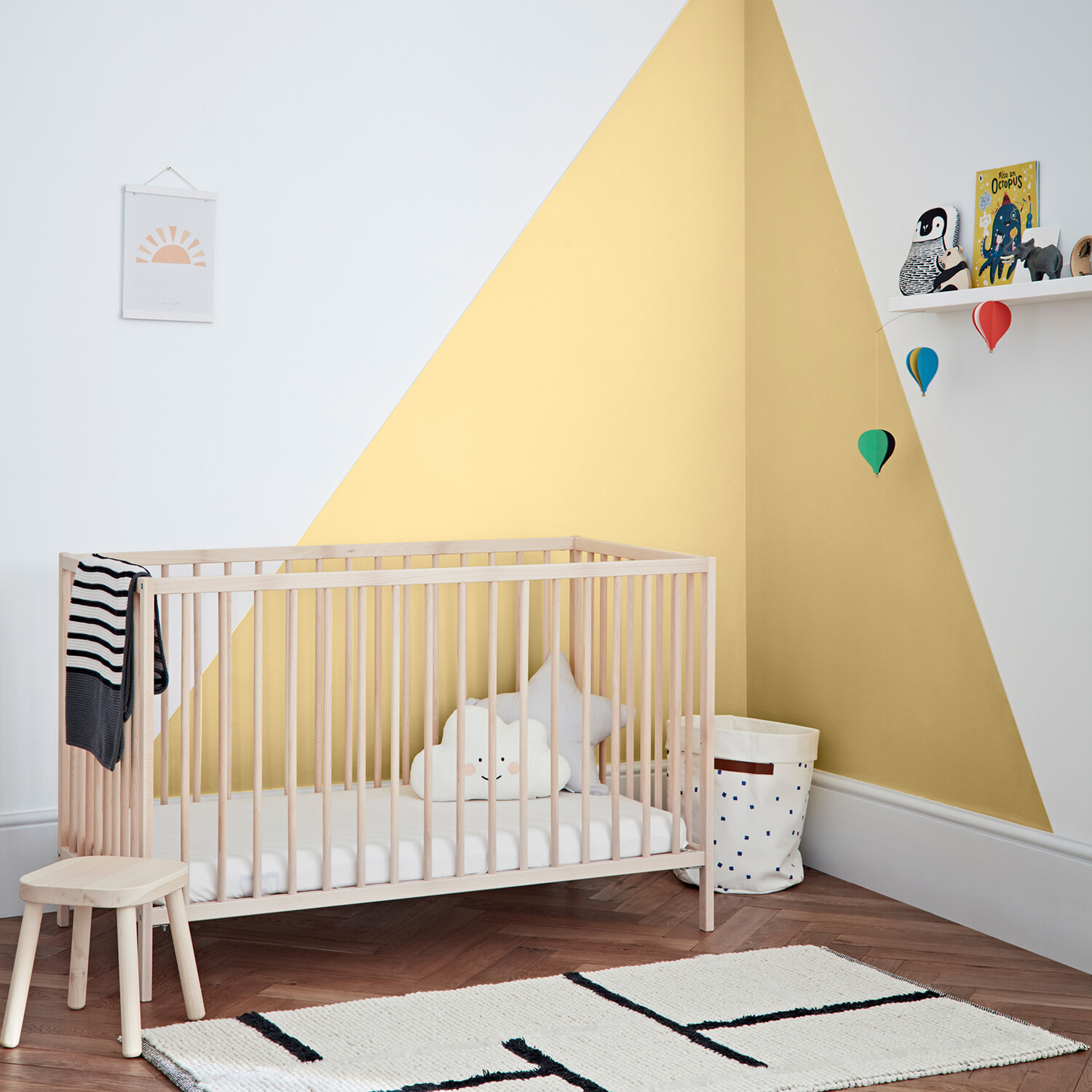 Crown Walls & Ceilings Sunrise Mid Sheen Emulsion Paint 5L Image 5