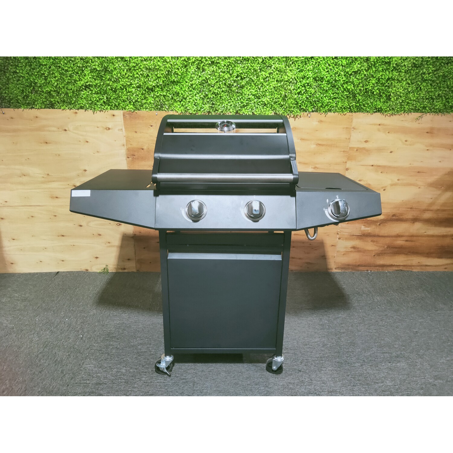 2 Burner Gas BBQ With Side Burner - Black Image 7