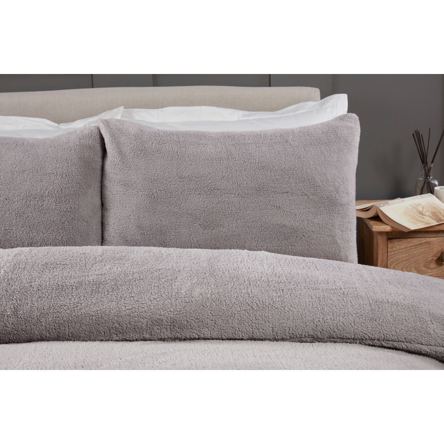 Teddy Fleece Duvet Cover and Pillowcase Set Silver King Wilko