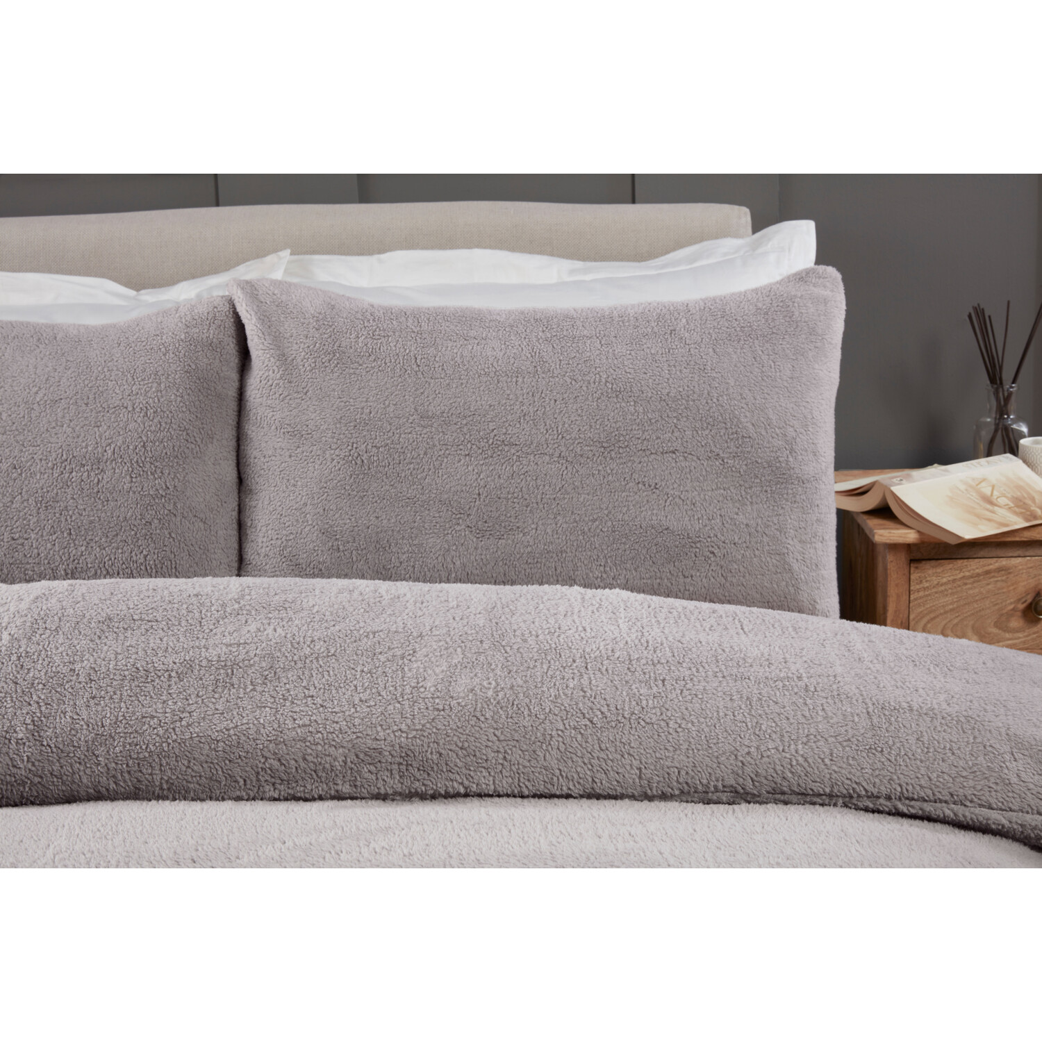 Double Silver Teddy Fleece Duvet Cover and Pillowcase Set Wilko