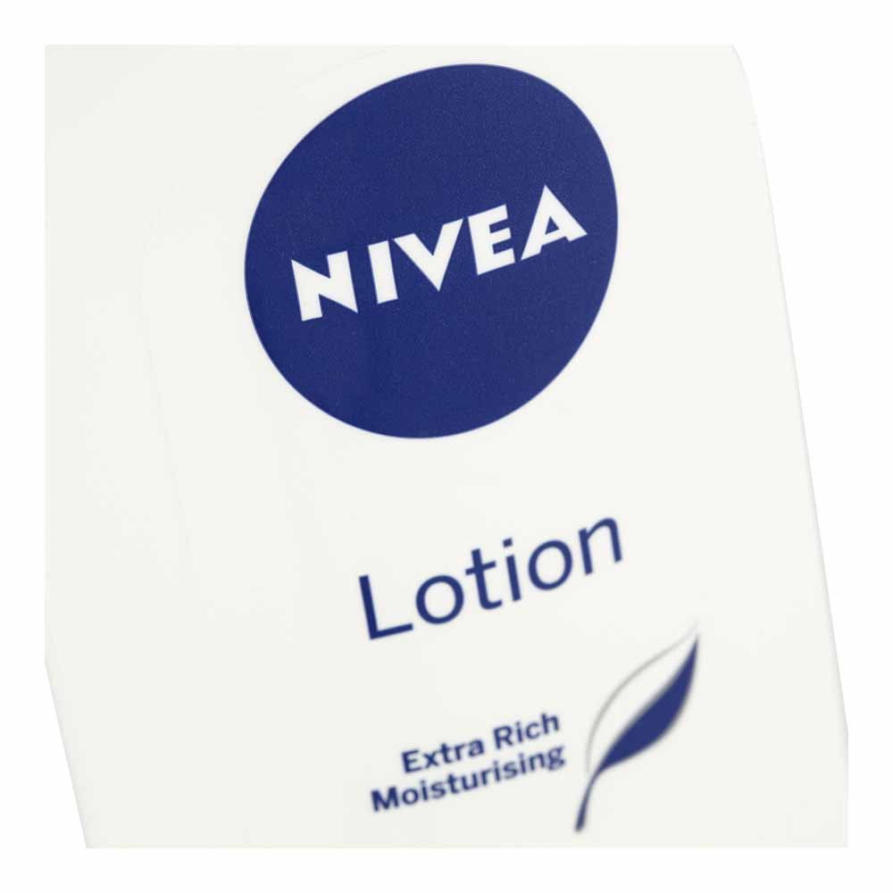 Nivea Body Lotion for Dry Skin 250ml Image 2