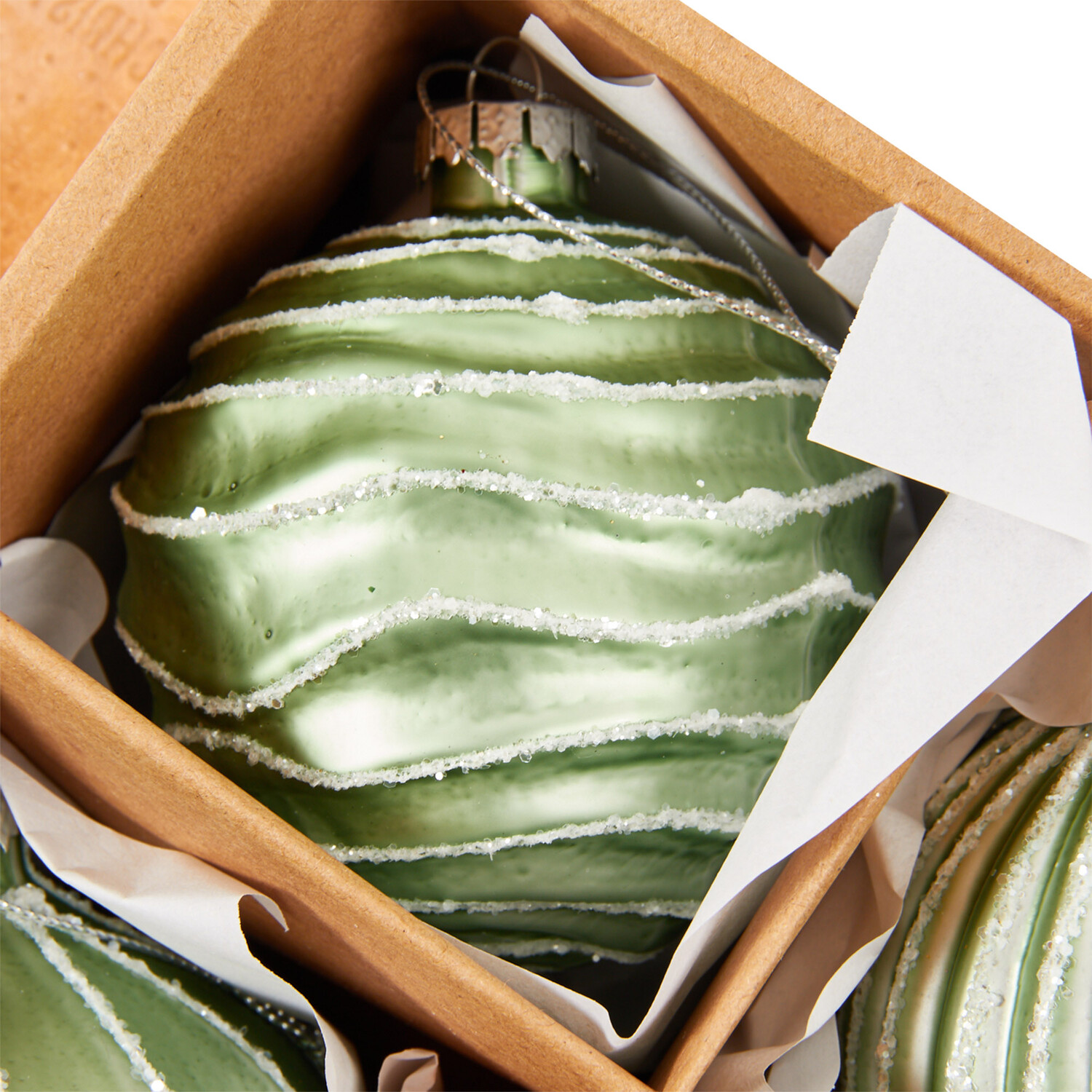 Set Of 6 Mistetoe Cottage Baubles - Green Image 7