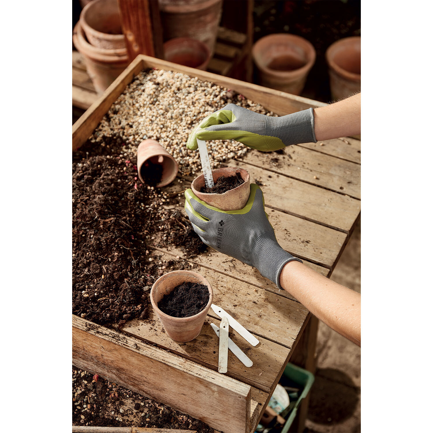 Seed & Weed Gardening Gloves - Green Image 2