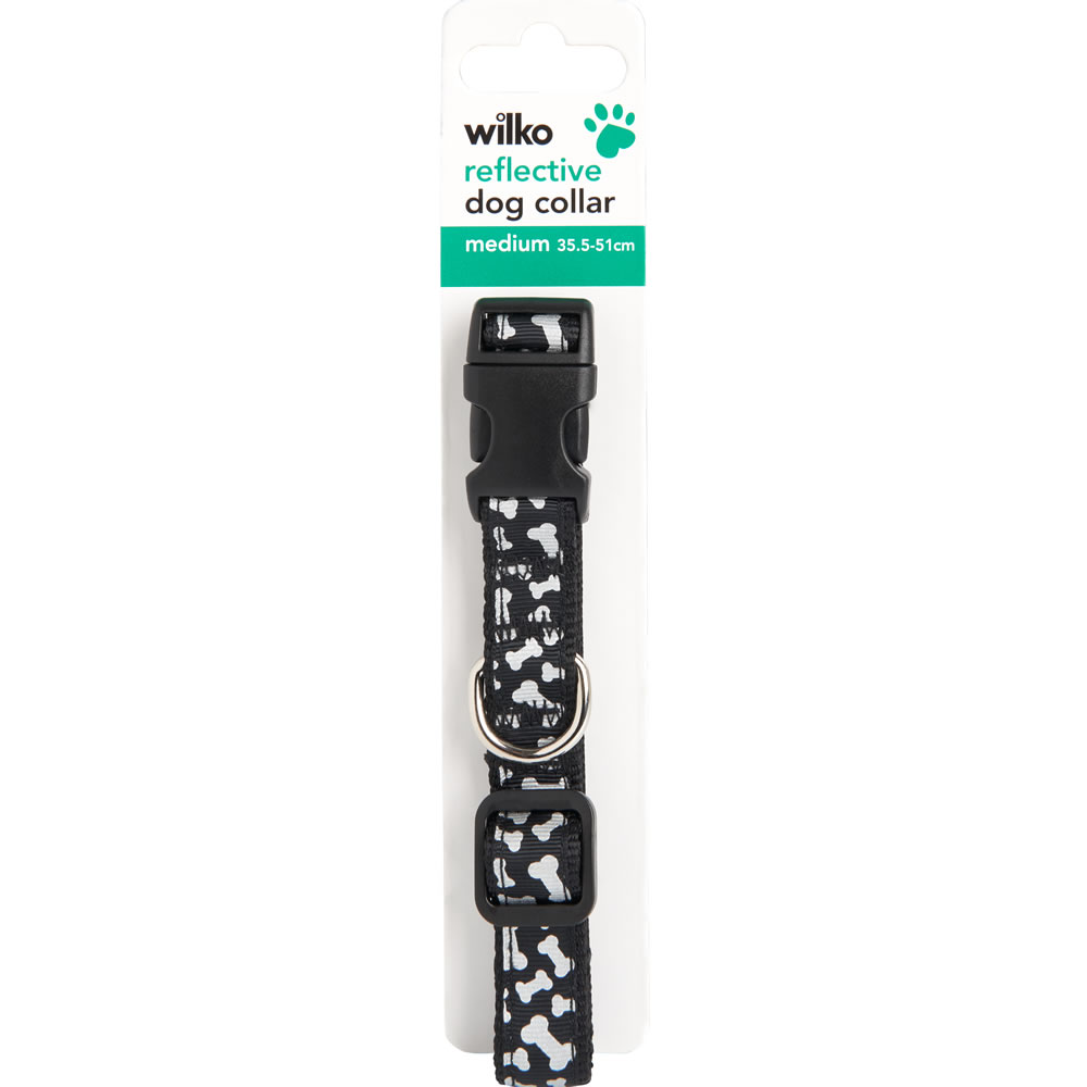 Single Wilko Medium Reflective Collar 33.5-51cm in Assorted styles Image 2