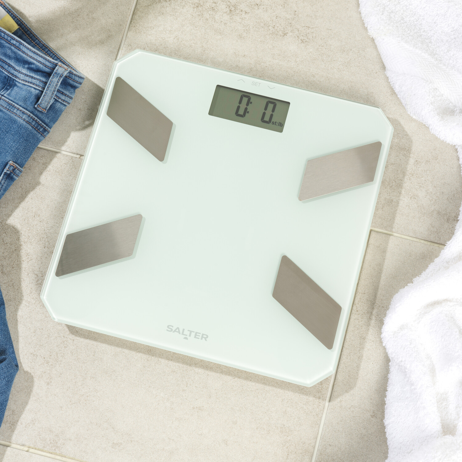 Salter Glass LCD Analyser Scale White Image 2