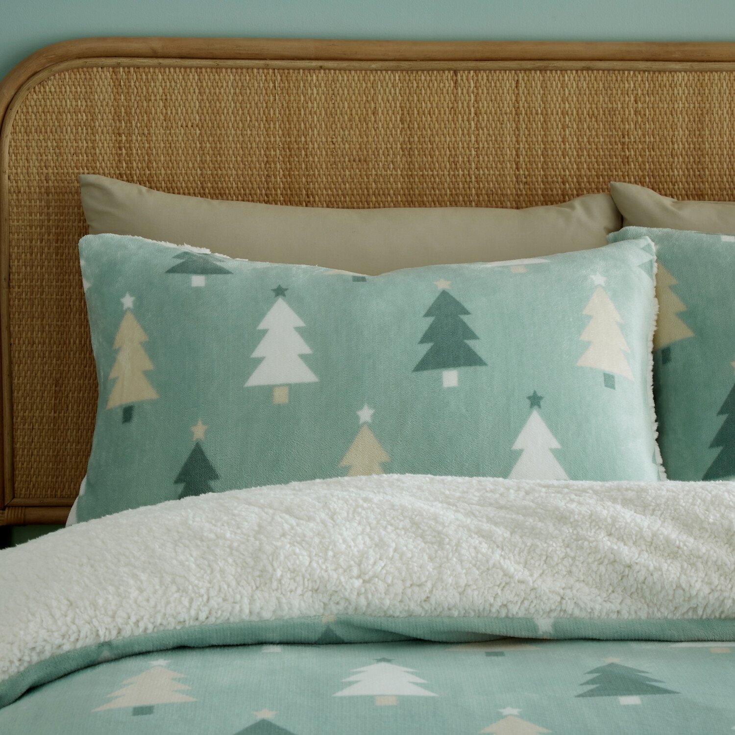 Christmas Trees Fleece Duvet Set Green Single Image 4