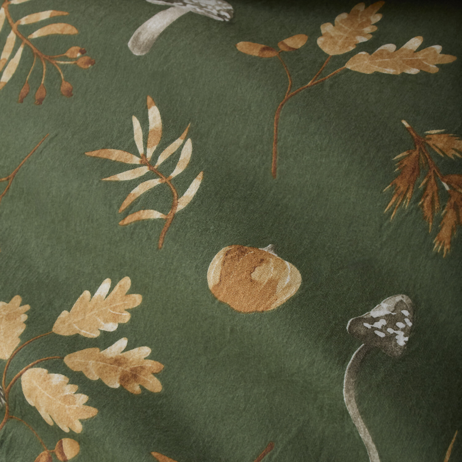 The Fall Collection Woodland Duvet Cover and Pillowcase Set - Green / Superking Image 4