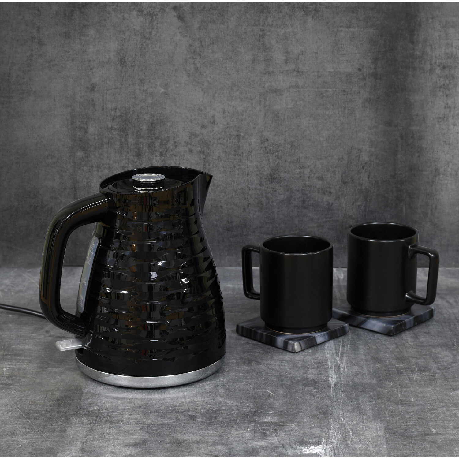 1.7L Wave Textured Jug Kettle - Black Image 2