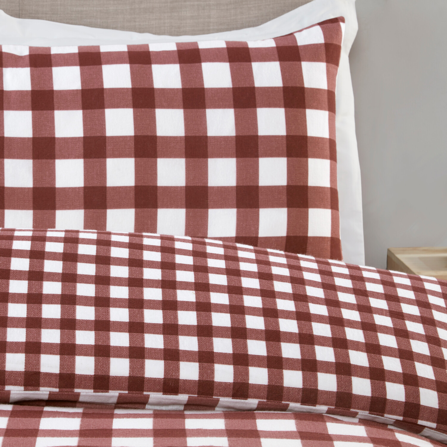 Catriona Gingham Duvet Set Burgundy Superking Image 3