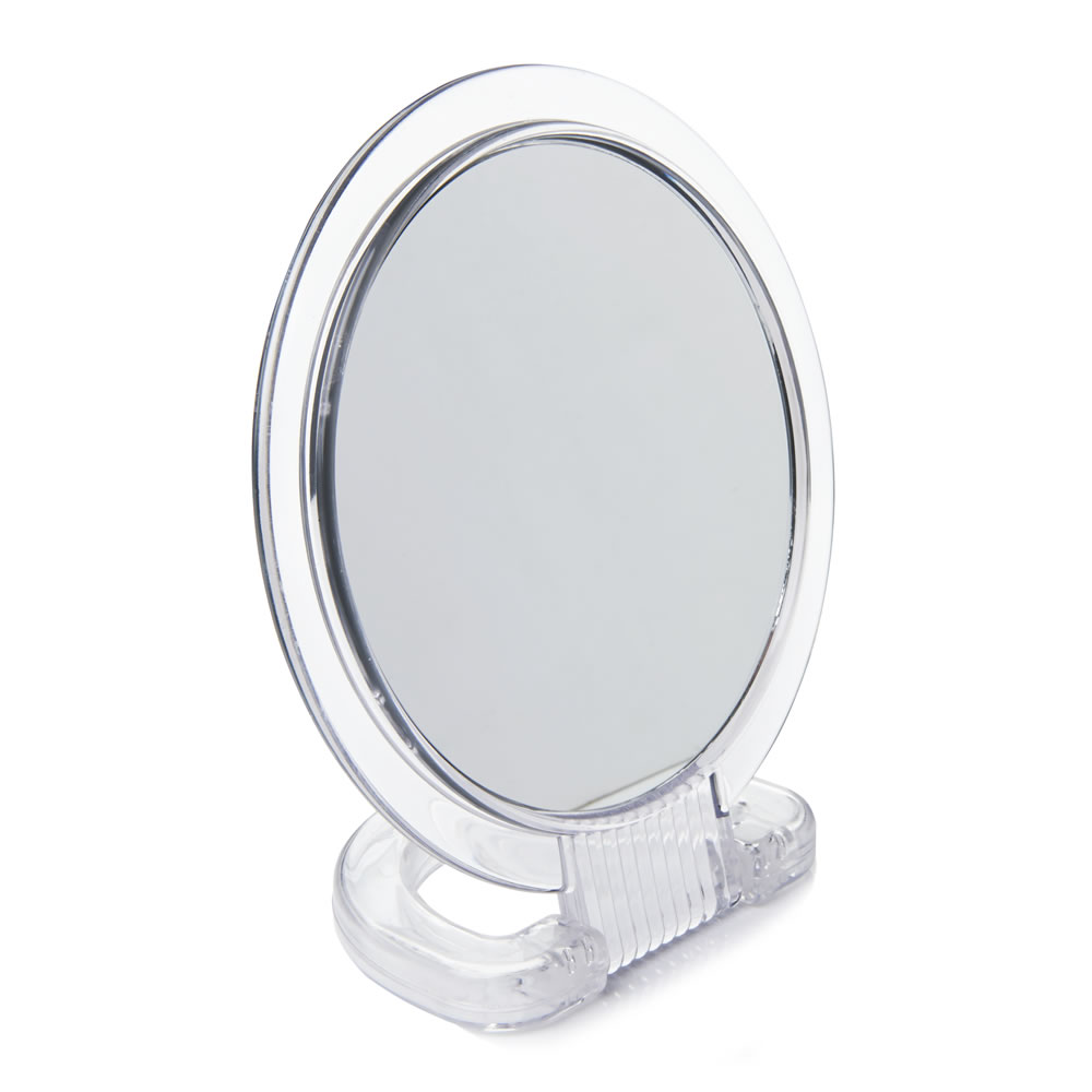 Wilko Hand Held Make Up Mirror This make-up mirror includes a 5x magnify mirror which is perfect for those close up beauty tasks. Wipes clean with a soft damp cloth. Keep out of direct sunlight and reach of children. Wilko Hand Held Make Up Mirror