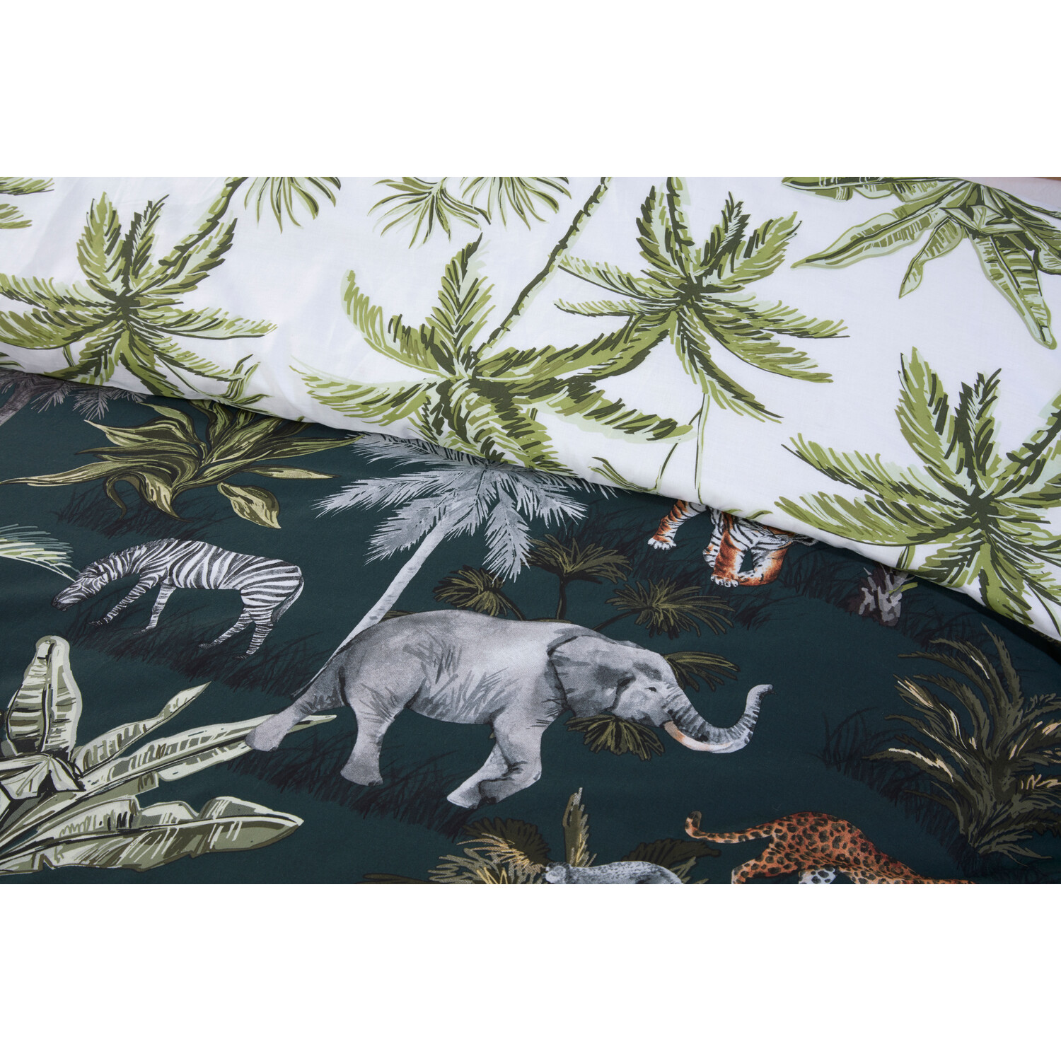 Malawi Duvet Cover and Pillowcase Set - Navy / King Image 4