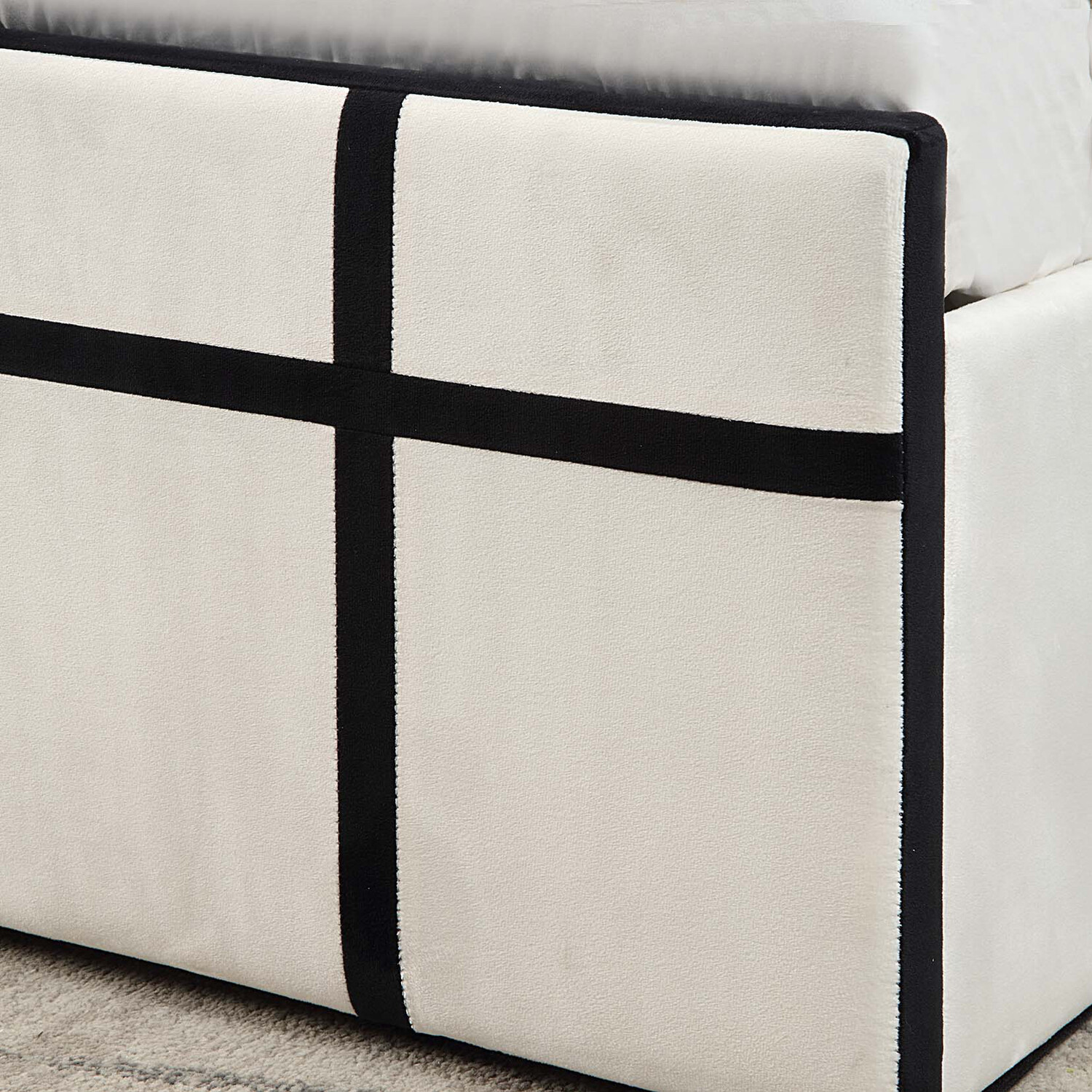 Quinn Kingsize Bed Cream and Black Image 8