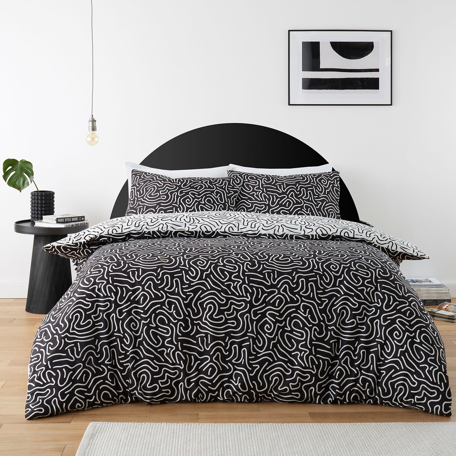 Berlin Doodle Duvet Set - White and Black / Single Image 2