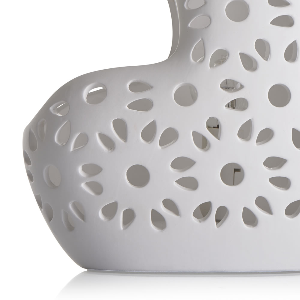 Wilko Ceramic Heart Shaped Table Lamp Image 4